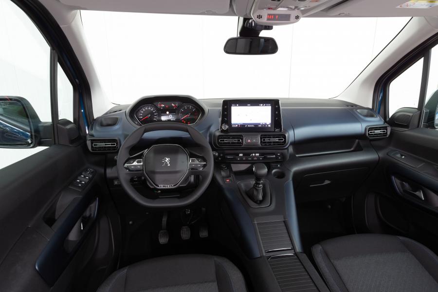 Торпедо Peugeot Rifter 2018 года  (WW) (фото 3 из 43)